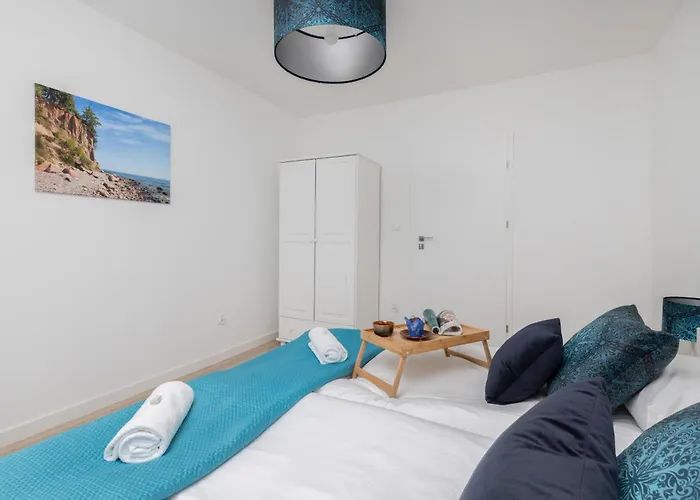Gdanska Two-bedroom Brzezno By Renters Гданьск