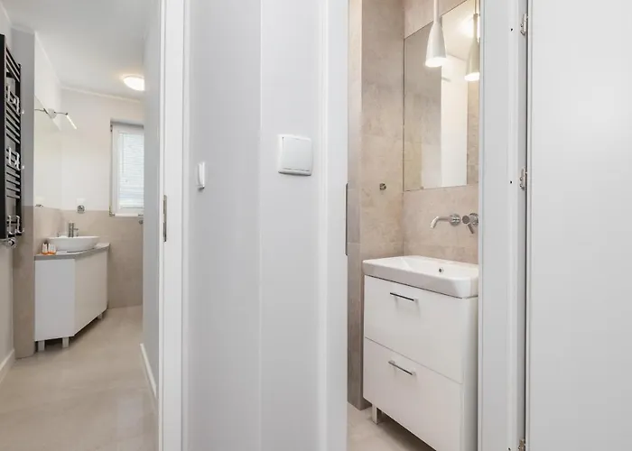 Appartement Gdanska Two-bedroom Brzezno By Renters *